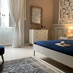 Casa- Corso Umberto * تارانتو