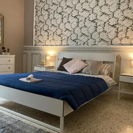Apartment Casa- Corso Umberto Taranto