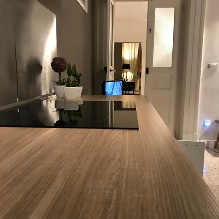 Casa- Corso Umberto Апартаменты Таранто
